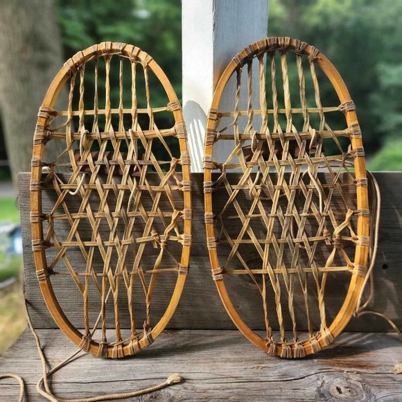 VINTAGE Military Snowshoes WWll RARE! Etched LUND US 1942 10x21 Rawhide & Wood - Picture 2 of 10